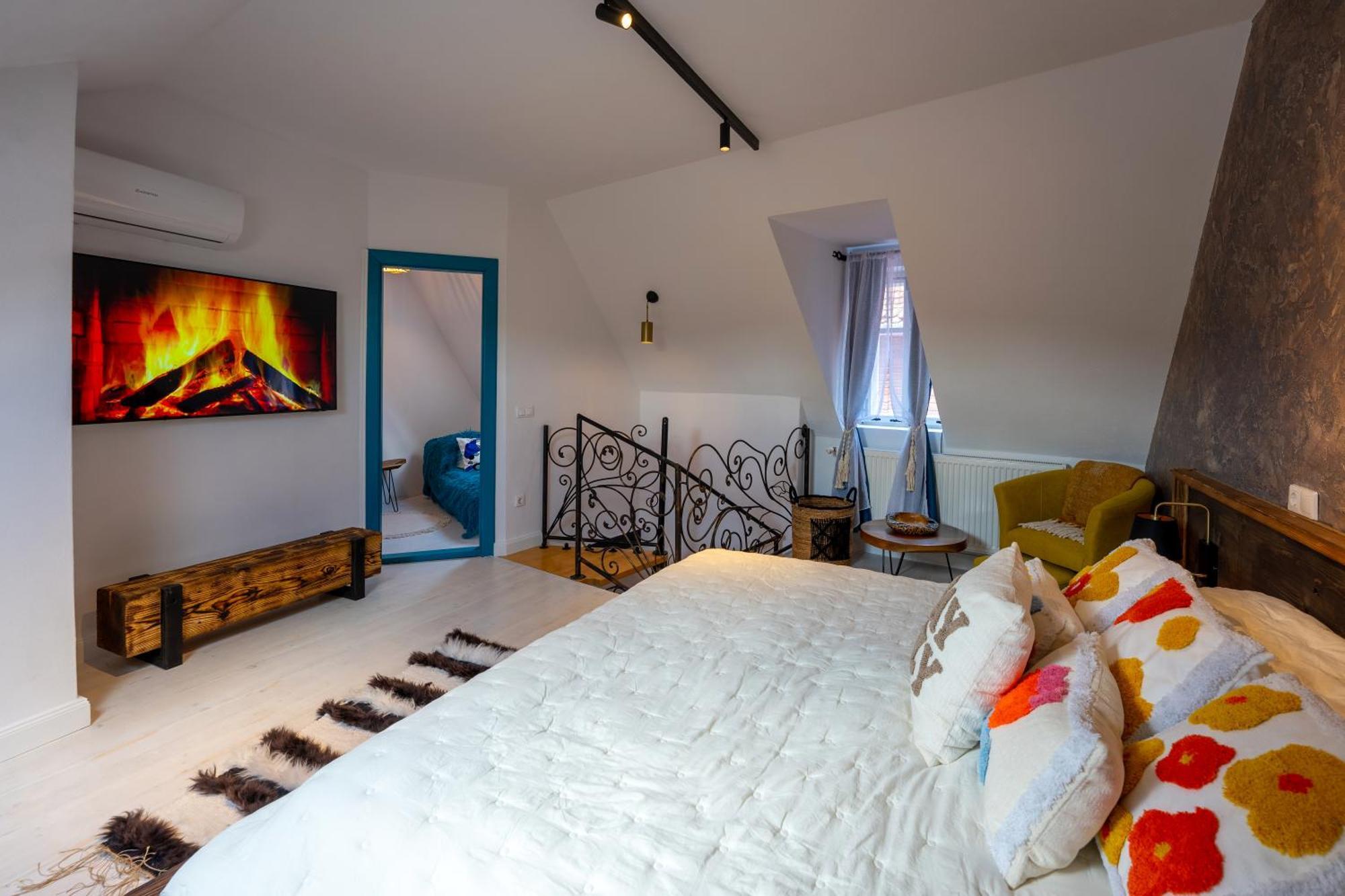 Casa Albastra By Casa Otto Apartment Сигишоара Екстериор снимка
